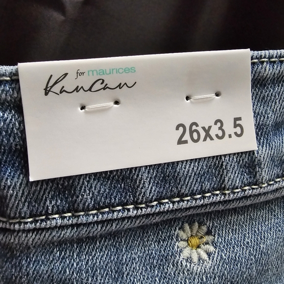 KanCan Jean shorts - Picture 6 of 7